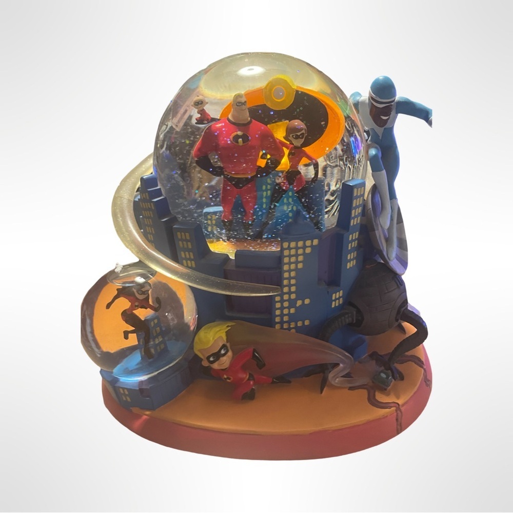 Disney Incredibles large lit snow globe with original box